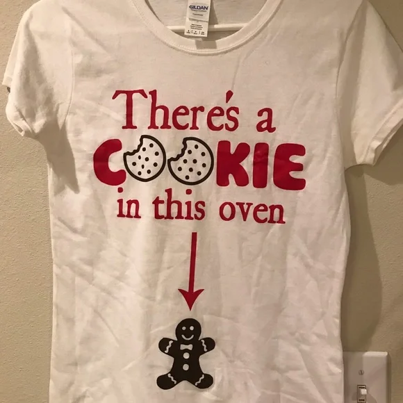 Couples Pregnancy Announcement Shirts | Set of 2 short sleeve shirts - Picture 5 of 10